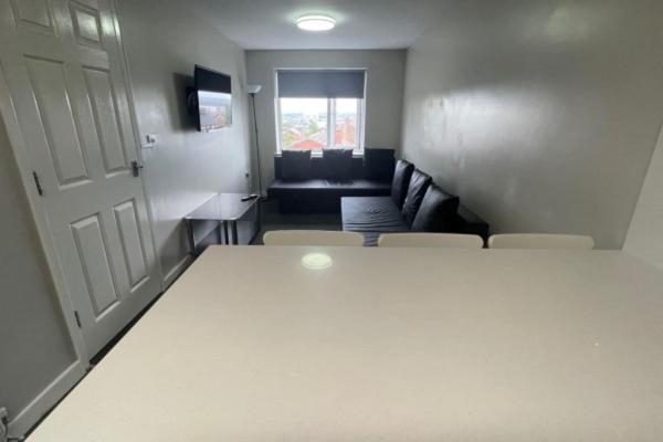 Ryan I Air I Bnb - 102 Mill Street - Free Parking Liverpool Rom bilde