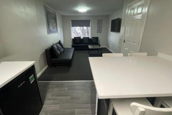 Ryan I Air I Bnb - 102 Mill Street - Free Parking Liverpool Rom bilde